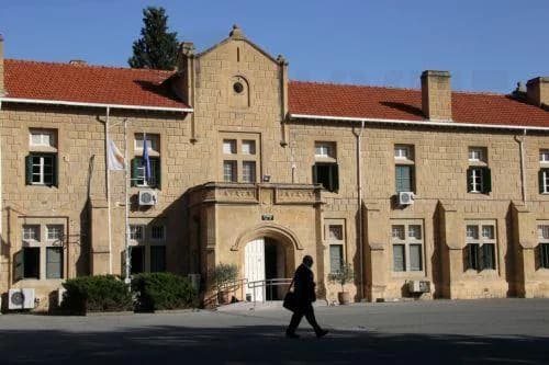 אזרחית גרמניה טוענת להתעללות בכלא בתיק נדל"ן בקפריסין