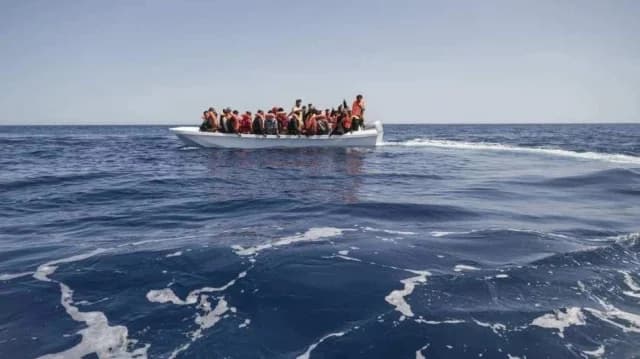 Δίδυμα κοριτσάκια αγνοούνται μετά από ναυάγιο στη Λαμπεντούζα