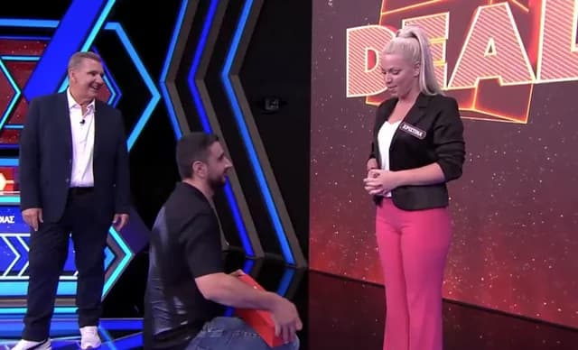Συγκινητική πρόταση γάμου στο Deal: «Είμαι πολύ τυχερή που τον έχω»