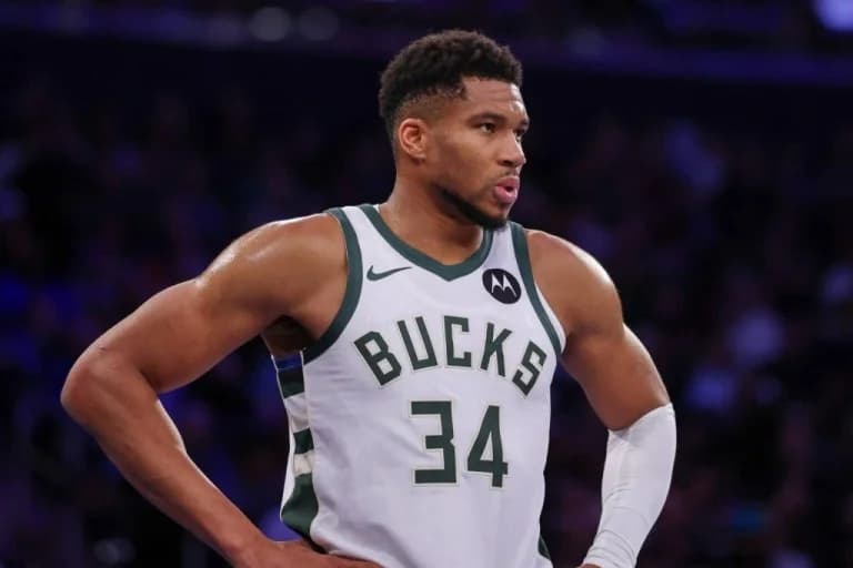 Giannis Antetokounmpo: Trade Scenarios for the Greek Freak
