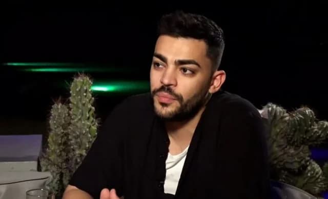 כריסטוס סנטיקאי: "הילד שלי אלבני, בגלל אביו" - מגיב לגזענות
