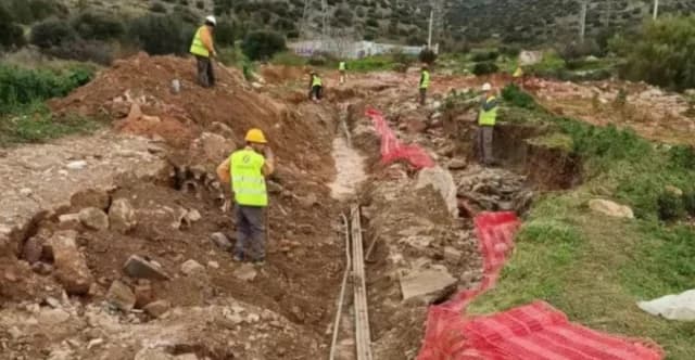 ΔΕΔΔΗΕ: Εργασίες απομάκρυνσης καλωδίων υψηλής τάσης στη Γλυφάδα