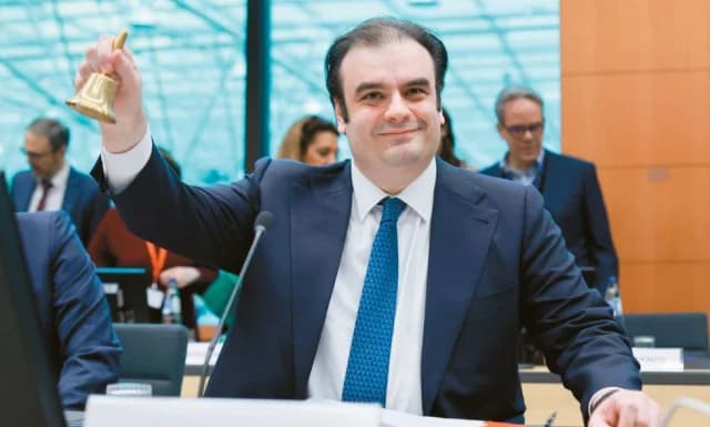 Kyriakos Pierrakakis: Erfolgreicher Crash-Test in der Eurogruppe