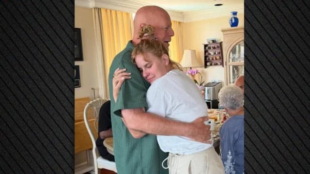 Bruce Willis' Daughter Shares New Photos of the Actor