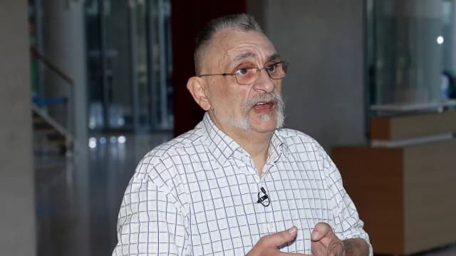 Finos Film: Touching Tribute to Iasonas Triantafyllidis