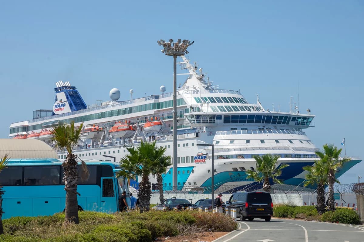 Συνεχίζεται ο επαναπατρισμός Ισραηλινών μέσω Λεμεσού με το Crown Iris
