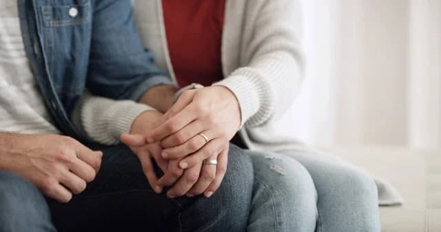 法国：打击婚内强奸法案