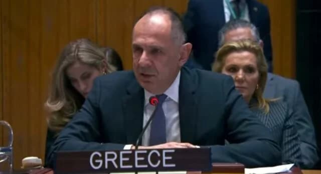 Gerapetritis: La ideología de 'zonas grises' de Turquía es infundada