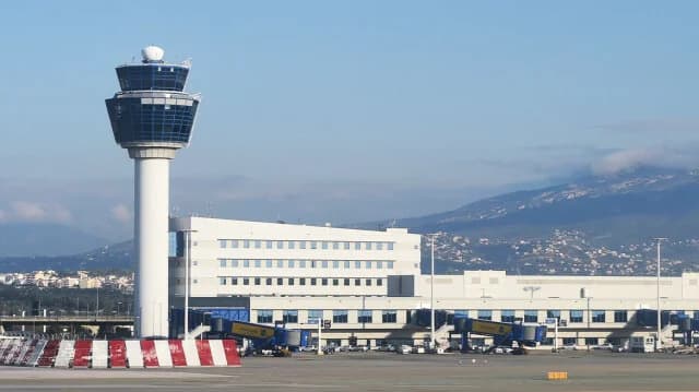 Notfallübung am Internationalen Flughafen Athen