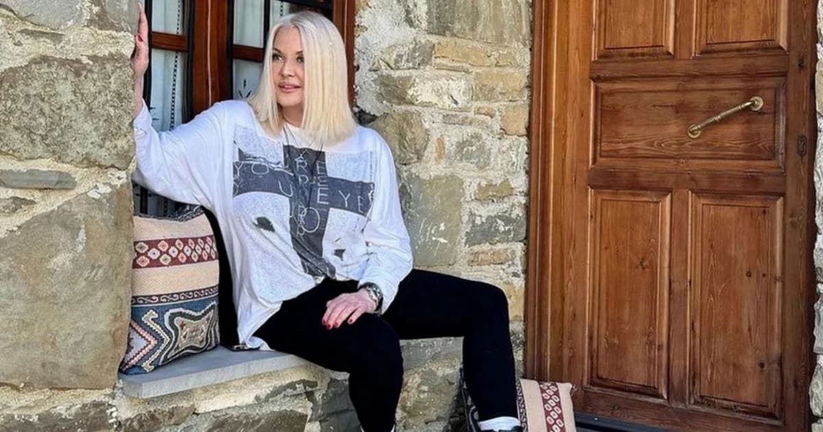 Рула Коромила: трогательные фотографии со своей собакой