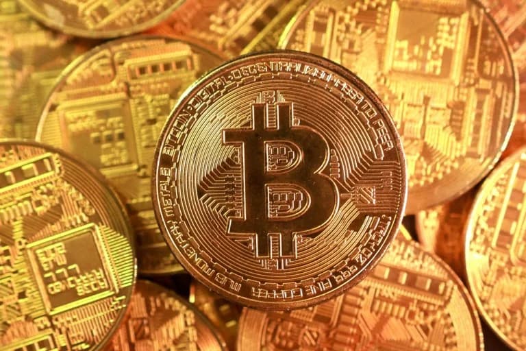 Bitcoin упал ниже $80 000 – падение криптовалют усиливается