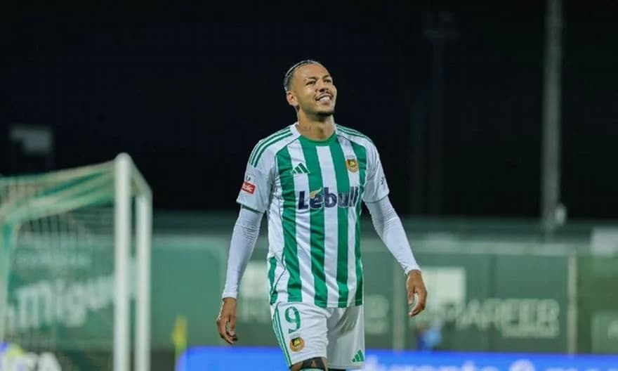 Olympiacos Close to Signing Clayton