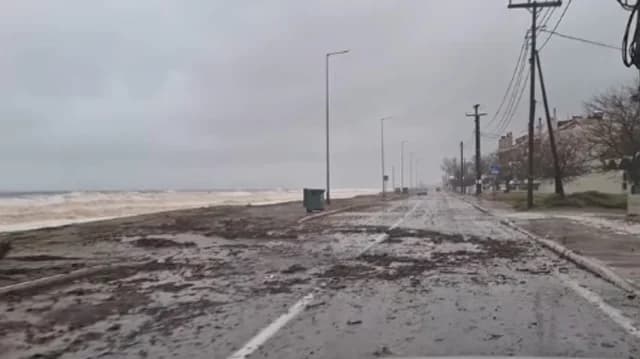 Larissa: Stream Overflow in Kokkino Nero, Traffic Flowing Normally