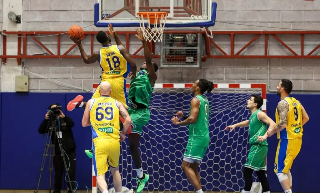 APOEL Perestroika одержал победу над MAD Digenis Akritas Morfou