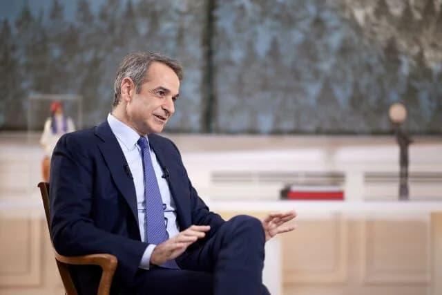 Mitsotakis Hints at Concerns Over Kefalogianni's Use of Co-Custody Law