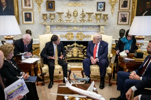 Трамп встретился с Петро в Белом доме: возвращение к нормальной жизни?