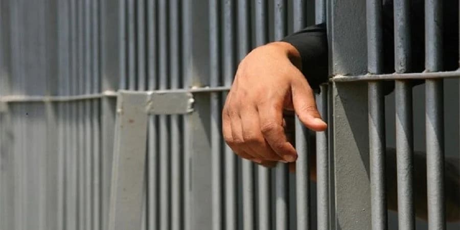 拉纳卡：因进口 17 公斤大麻而被判入狱