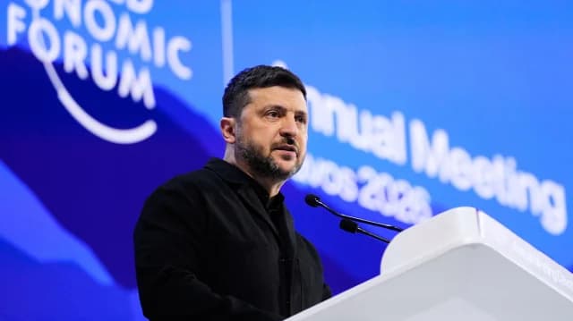 Ζελένσκι: Οι τριμερείς συνομιλίες πρέπει να οδηγήσουν σε ειρήνη