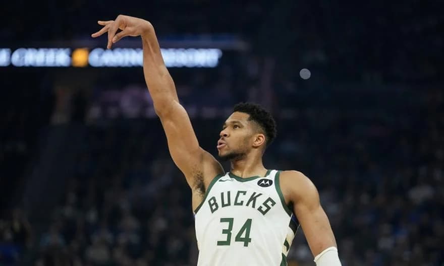 NBA: Οι Γουόριορς αποσύρθηκαν από την διεκδίκηση του Αντετοκούνμπο