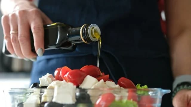 Μεσογειακή διατροφή: Σύνδεση με μειωμένο κίνδυνο εγκεφαλικού