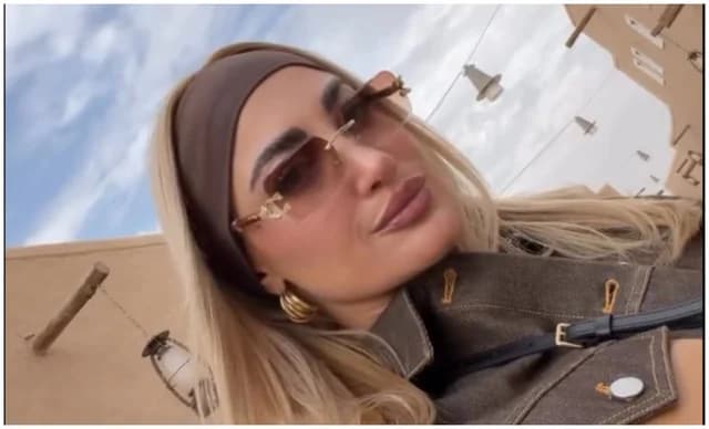 Иоанна Туни: Сделали замечание по поводу ее наряда в Саудовской Аравии
