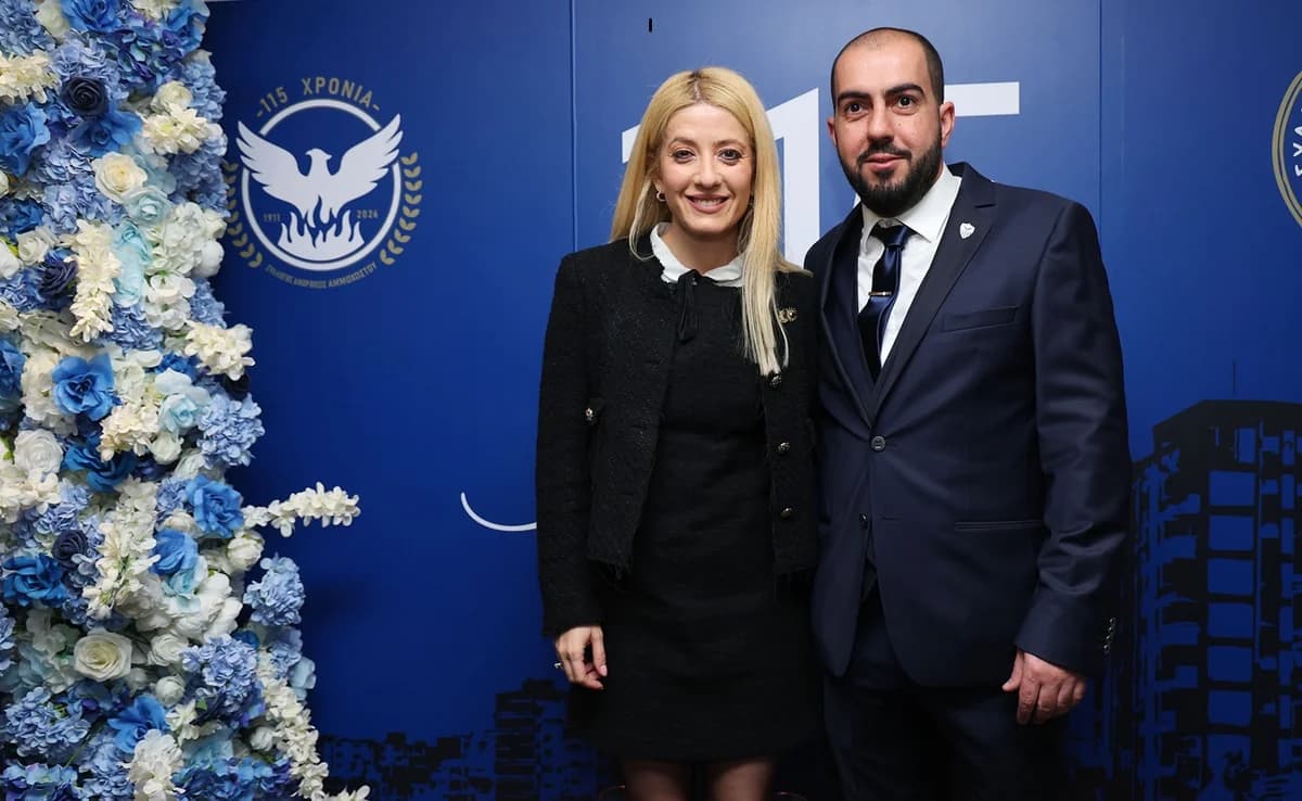 Annita Demetriou besucht Anorthosis-Veranstaltung