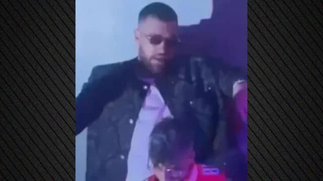 Ο Τράβις Κέλσι έπαιξε τραγούδι της Τέιλορ Σουίφτ σε πάρτι