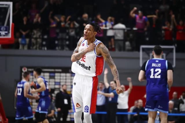 Panionios gegen Mykonos 87-76: Entscheidender Sieg für 'Kyanerythrous'