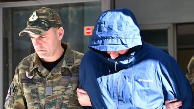 Oficial de la Fuerza Aérea Griega Arrestado por Espiar para China: Reunión en Atenas