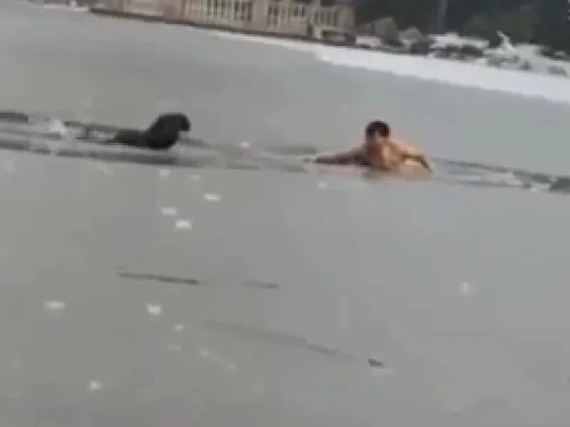 Rescate dramático en China: Hombre salva a niño de lago helado