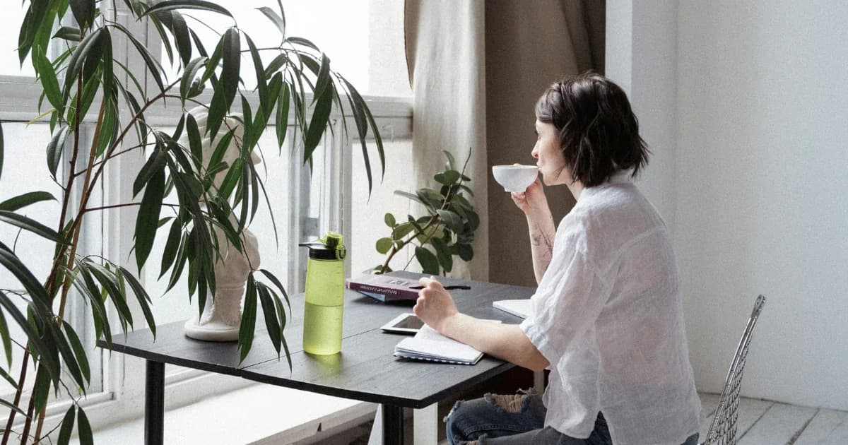Sunday Reset: Πώς να ξεκινήσετε την εβδομάδα χωρίς άγχος