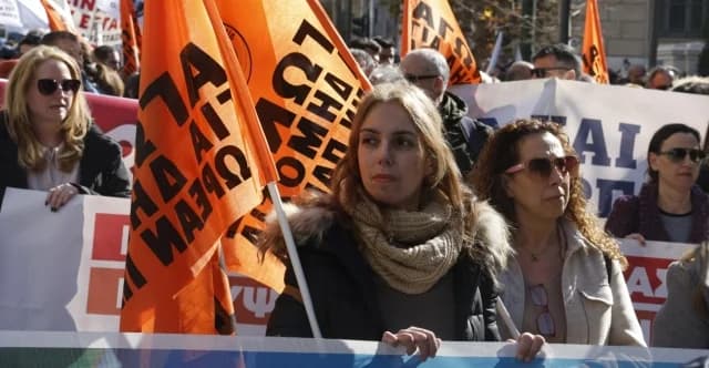 ΑΔΕΔΥ: Κινητοποιήσεις και απεργίες στον δημόσιο τομέα