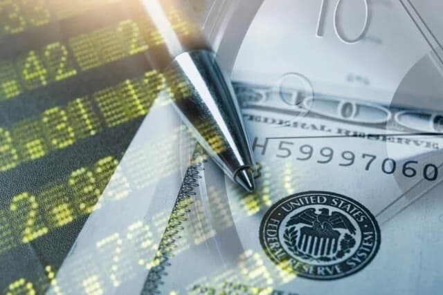 Bloomberg: Η Κίνα ζητά μείωση θέσεων σε αμερικανικά ομόλογα