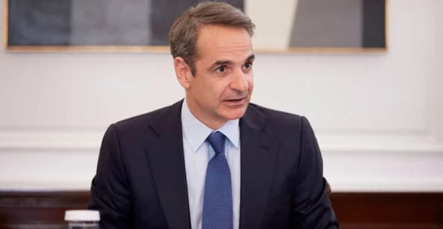 Mitsotakis to Meet with Livestock Farmers on Tuesday