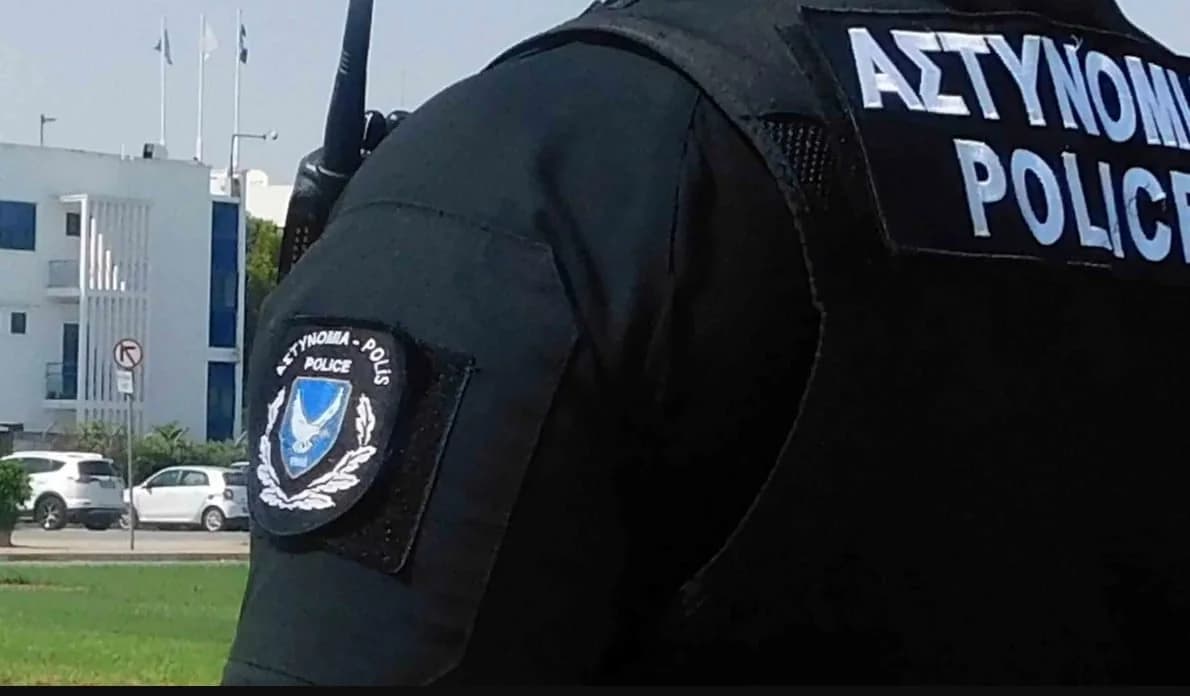 "ISOTITA" to Fytiris: "The Police is not a Barracks"