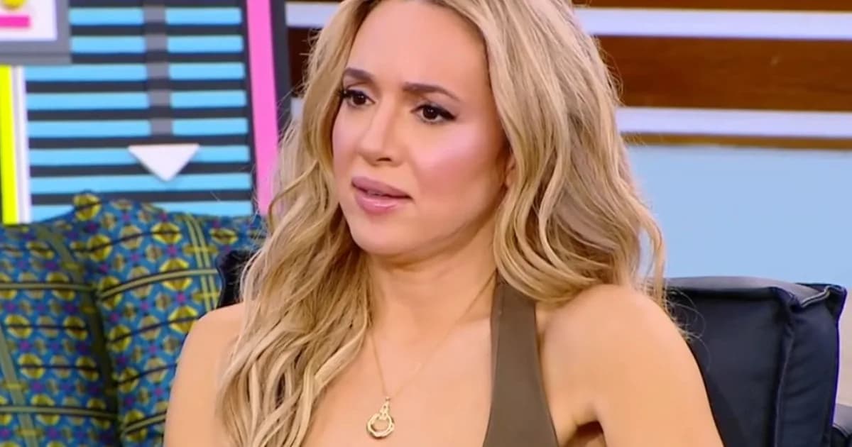 Καλομοίρα: «Τρελάθηκα όταν είδα φωτογραφία του Γιώργου με άλλη γυναίκα»