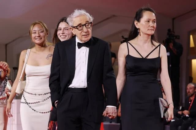 Epstein: Donó $15,000 a Woody Allen para la educación de su hijastra