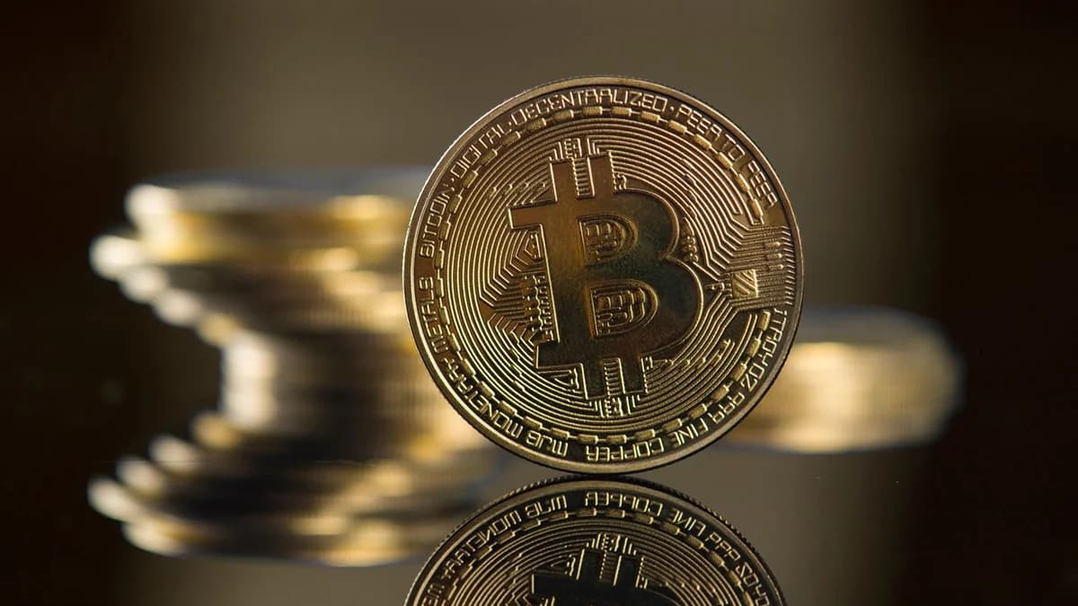 Падение Bitcoin: Это конец криптовалют?