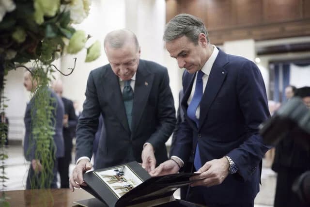 Mitsotakis dankt Erdoğan für Gastfreundschaft