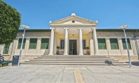 Θετική η Επιτροπή Παιδείας για τη σχολή ΤΕΠΑΚ στη Λάρνακα και τις νέες φοιτητικές κλίνες