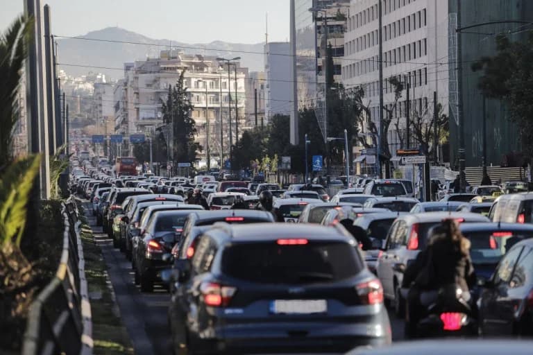 Κυκλοφοριακό χάος στον Κηφισό: Σημαντικές καθυστερήσεις