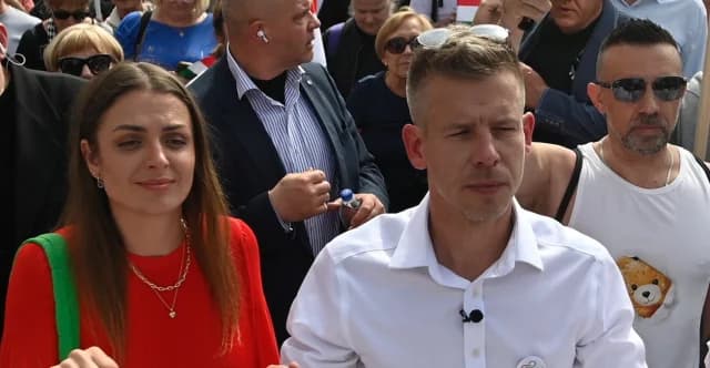 Ungarn: Sex-Skandal im Wahlkampf – Magyar beschuldigt Orbán