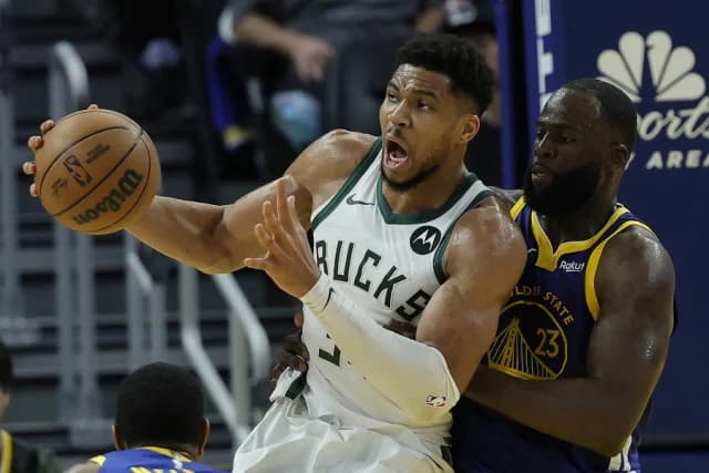 扬尼斯·阿德托昆博：因伤缺席 NBA 全明星赛