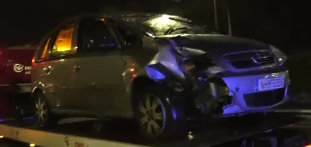 Thessaloniki: Serious Car Accident with Flipped Vehicle – Driver Safe