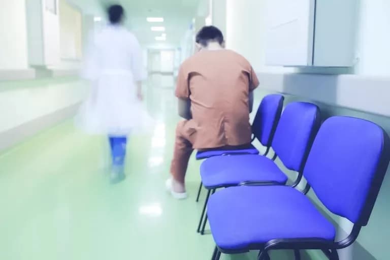 Cyprus Private Hospitals Threaten Action Over Nurse Shortage