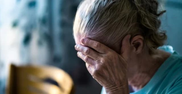 Dementia: 6 Midlife Behaviors Linked to Increased Risk