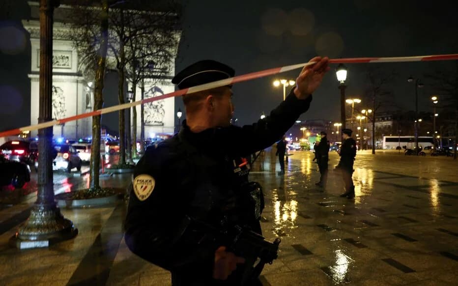 Armed Man Neutralized by Police in Paris