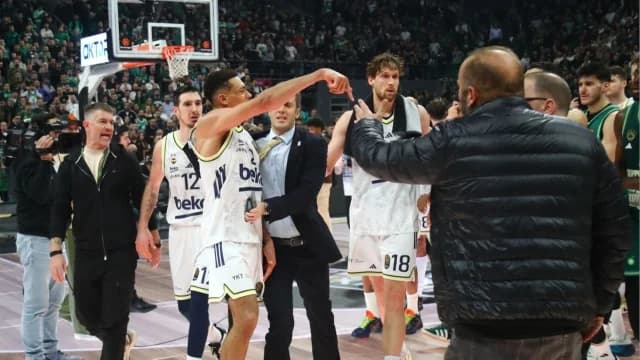 Осман и Эрнангомес обвиняют Болдуина в неуважении