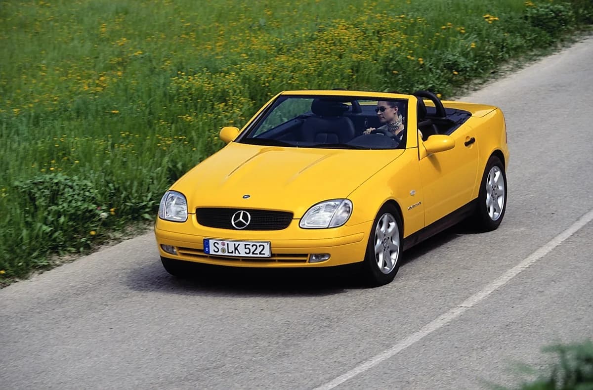 Mercedes-Benz SLK Roadster in der "Youngtimer" Ausstellung in Stuttgart