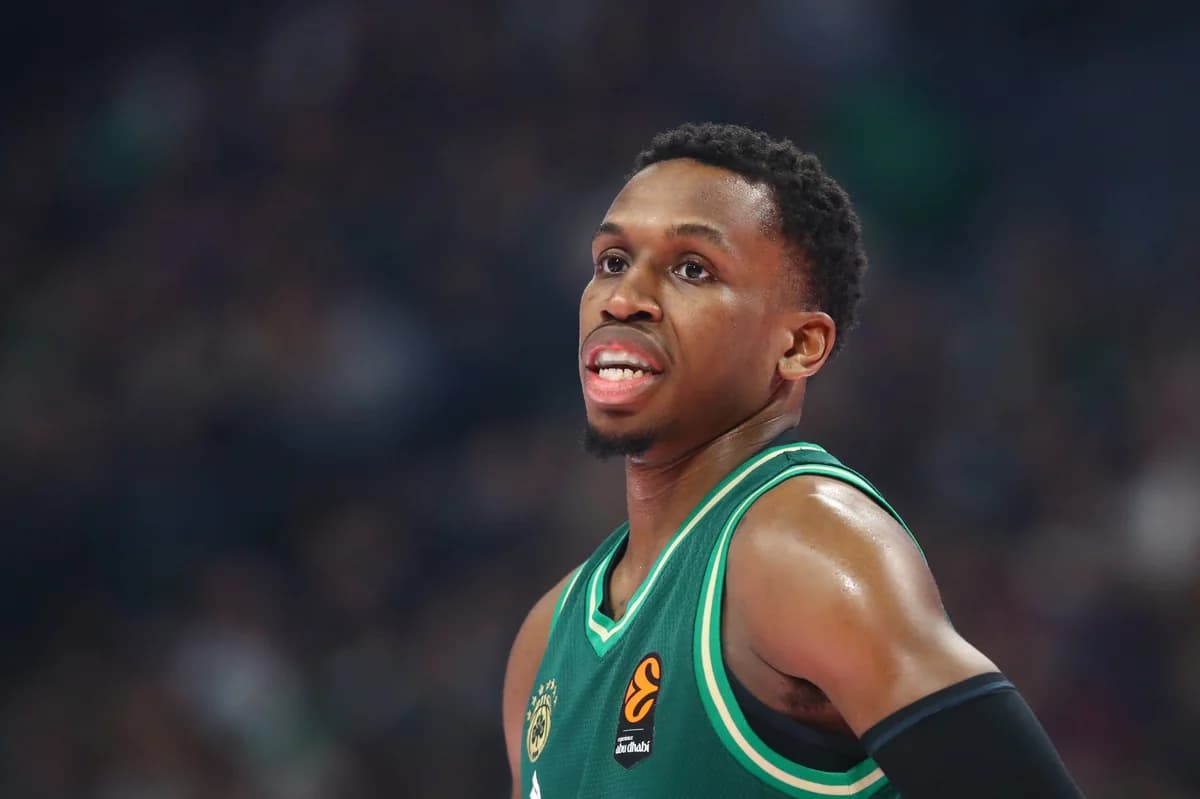 EuroLeague by night: Analysis of Shorts, Hayes-Davis, and Panathinaikos